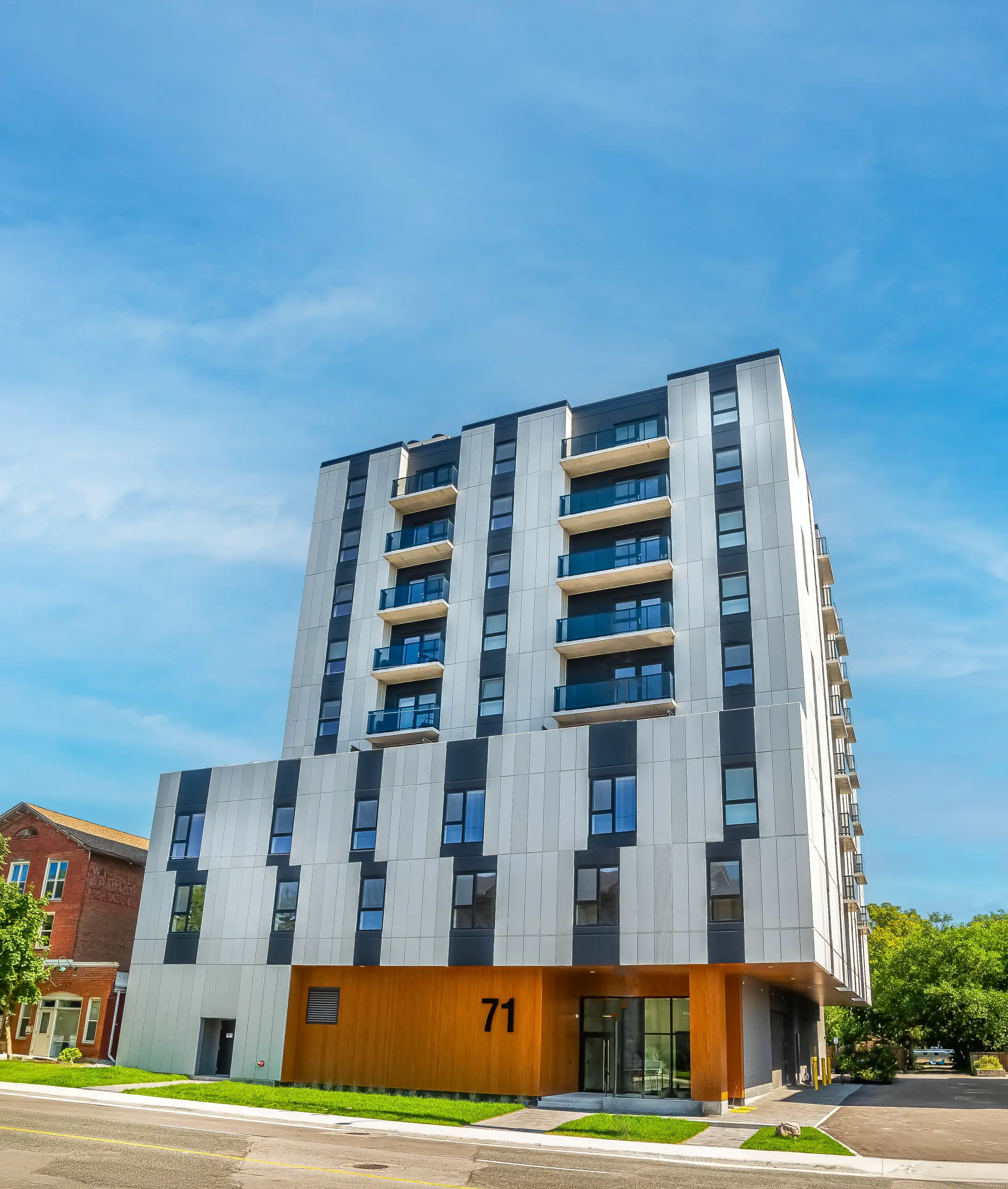 Centurion Photo pole removed new sky (1)