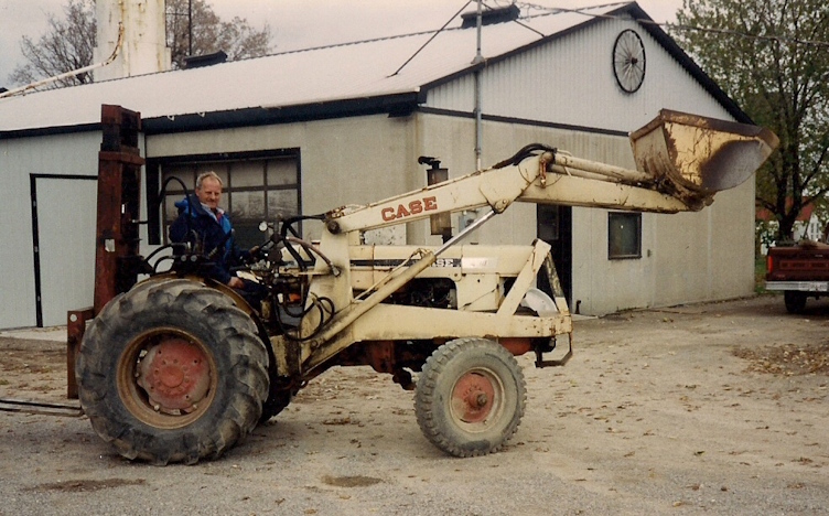 Our Story 5 Img-Hero-Ourstory-Herb-Tractor